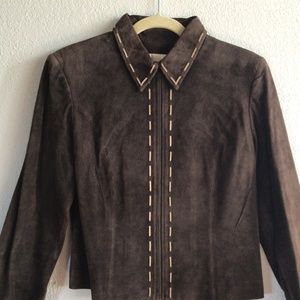 🤎Women’s full zip brown suede leather jacket w/beige stitching